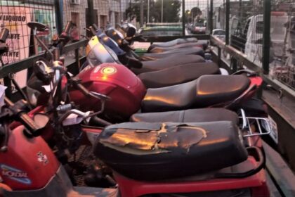 Estiman que tras la compactación quedarán más de 200 motos en depósito | FM Avenida