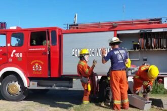 Incendio en La Pomona: prendieron basura y el fuego se propagó hacia un campo | FM Avenida
