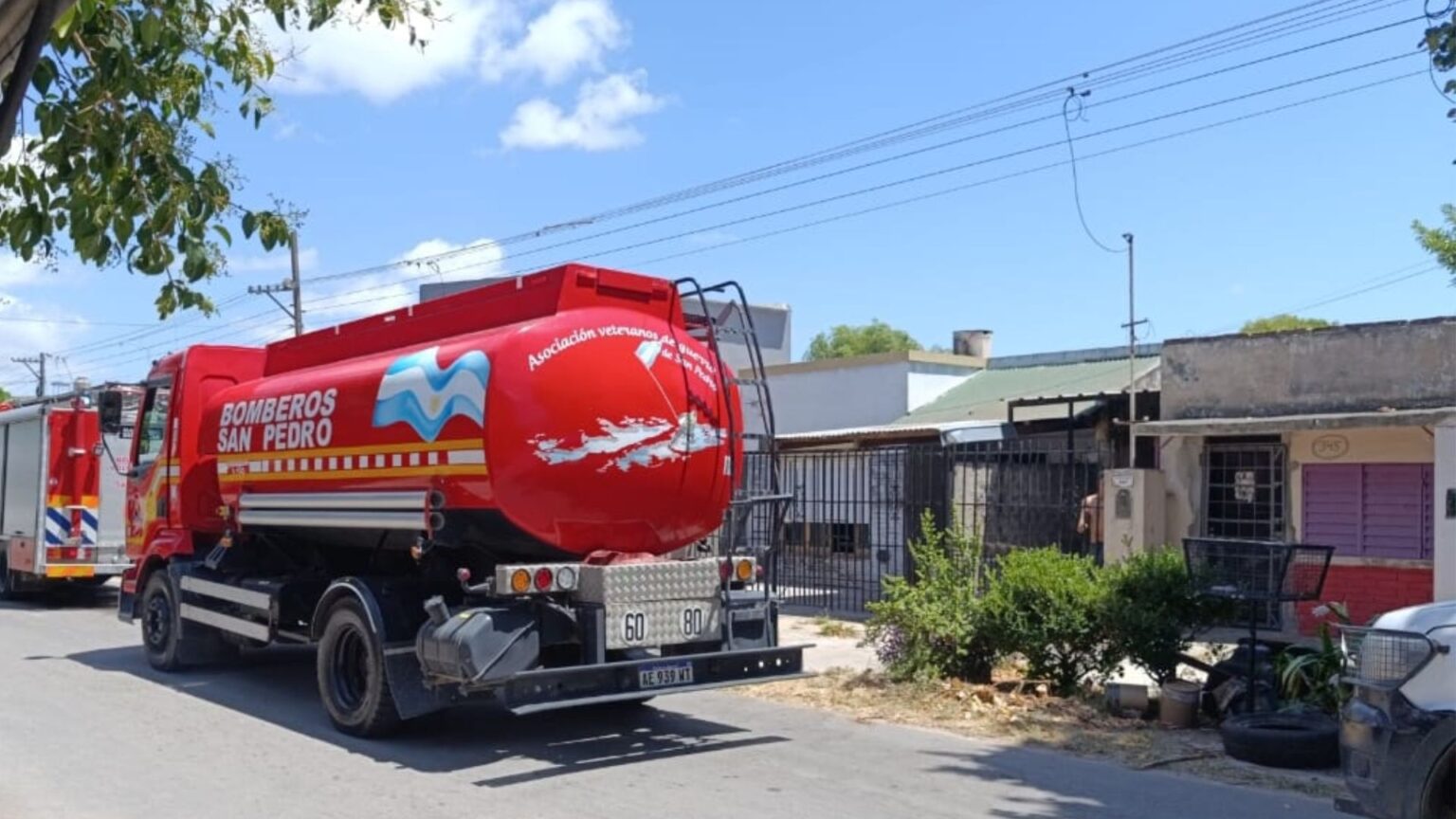 Incendio en una vivienda: una mujer resultó con quemaduras graves y está hospitalizada | FM Avenida