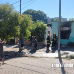 Incendio provocó importantes daños en una vivienda de Avenida 11 de Septiembre | FM Avenida