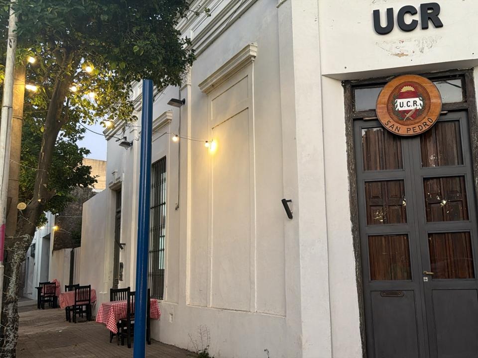La UCR alquiló el histórico comité para un restaurante y parrilla | FM Avenida