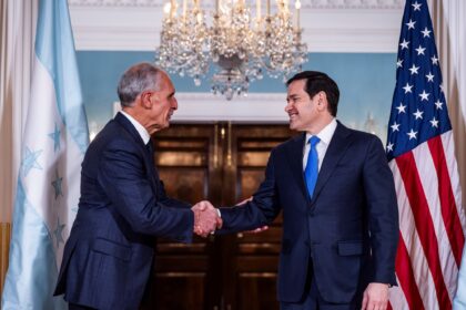Marco Rubio recibio al presidente electo Nasry "Tito" Asfura tras su polémica victoria en Honduras | FM Avenida