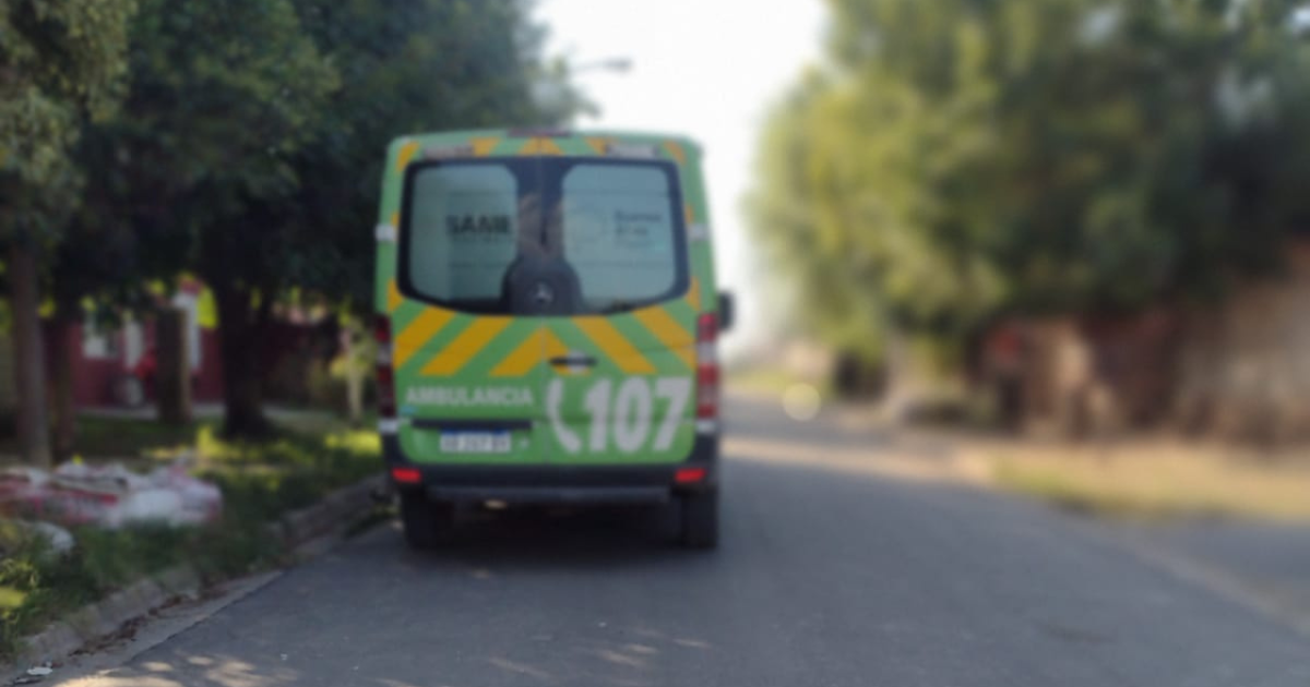 Operativo conjunto para asistir a un joven en situación de calle y con problemas de salud mental | FM Avenida