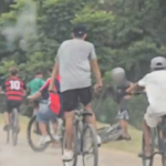 Operativo para dispersar a un grupo de jóvenes ciclistas que generaban riesgo en el tránsito en Crucero General Belgrano | FM Avenida