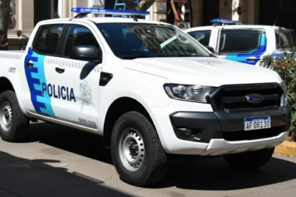 Operativos policiales terminaron con tres jóvenes aprehendidos por pedidos de captura y tenencia de drogas | FM Avenida