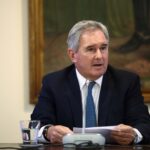 Otro reto del canciller Pablo Quirno: ahora le reclamó al embajador argentino en Suiza por tener su página web desactualizada y "totalmente politizada" | FM Avenida