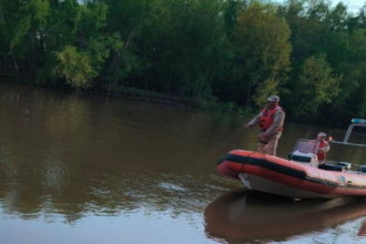 Prefectura busca a un hombre desaparecido en el riacho San Pedro | FM Avenida
