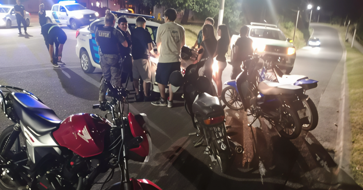 Retuvieron 41 motos en infracción en un operativo de control en la zona del boulevard (Video) | FM Avenida