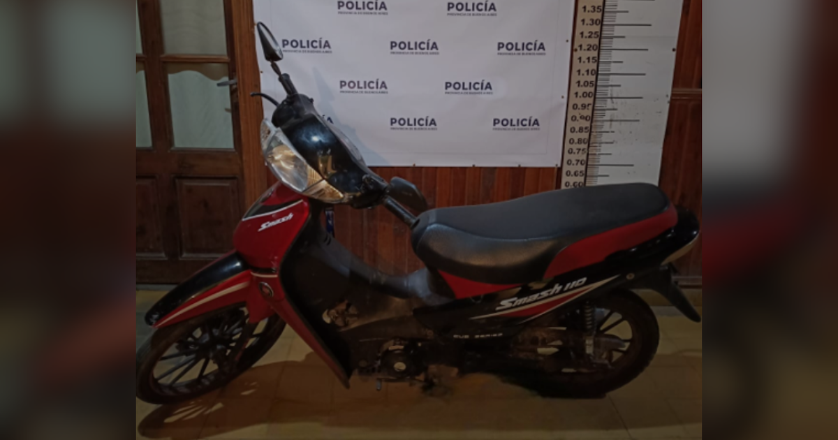 Se descompensó mientras manejaba y descubrieron que la moto era robada | FM Avenida