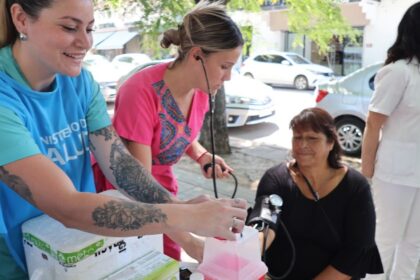 Se realizó una jornada de salud integral y prevención en Plaza Belgrano | FM Avenida