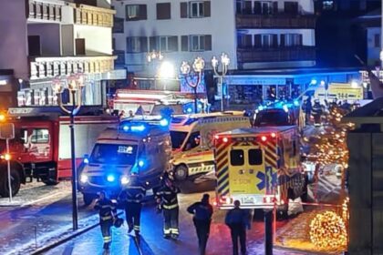 Tragedia de año nuevo en Suiza: reportan muertos y heridos tras una explosión en el bar de una localidad turística | FM Avenida