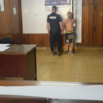 Un hombre fue detenido tras violar una perimetral, agredir a su hija y autolesionarse | FM Avenida