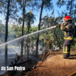 Un incendio de basura y muebles en barrancas generó un amplio operativo de Bomberos | FM Avenida
