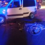 Un motociclista hospitalizado con graves heridas tras un accidente en Ruta 1001 | FM Avenida