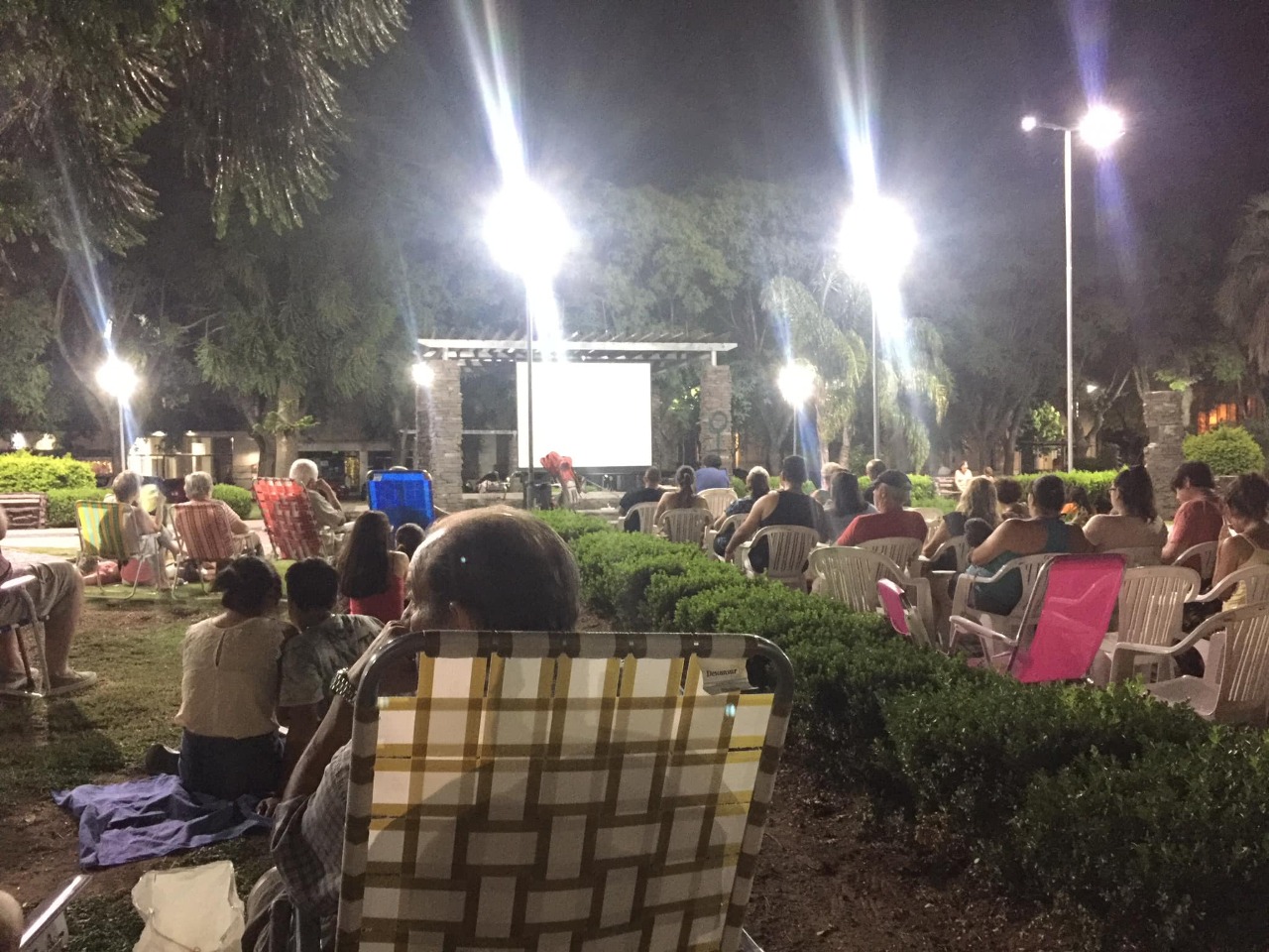 Vuelve “Cine Bajo las Estrellas": todos los miércoles de enero y febrero | FM Avenida