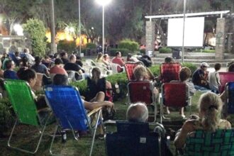 Vuelve desde este miércoles el ciclo "Cine bajo las estrellas" en plaza Belgrano | FM Avenida