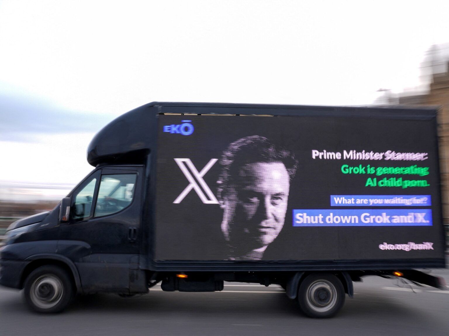 "Ey, Grok, ponele bikini": X anunció medidas para impedir que su IA Grok genere imágenes falsas sexualizadas | FM Avenida