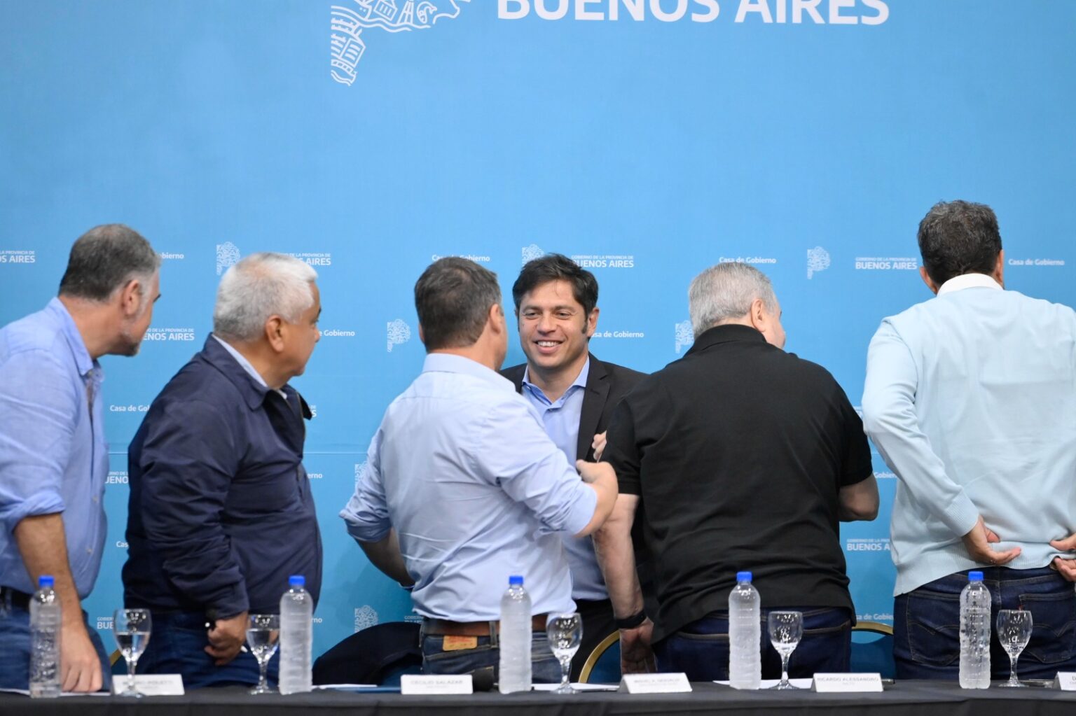 “¿Qué viene a hacer?”: ironía, enojo y bromas tras el anuncio de la visita de Kicillof en la ciudad | FM Avenida