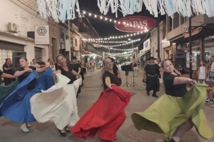 ​El ciclo Verano 2026 cumplió un nuevo fin de semana de espectáculos en el centro | FM Avenida