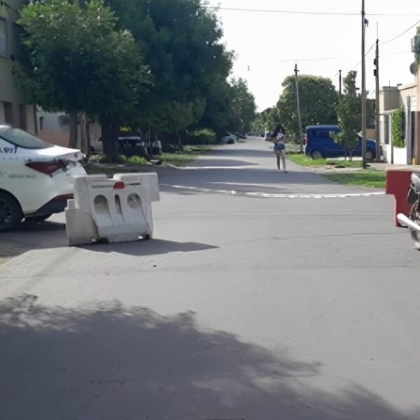 Choque entre dos motos dejó una persona herida | FM Avenida