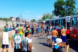 Copa Argentina: el color bonaerense copó las tribunas con los hinchas de San Miguel, Claypole y Ciudad de Bolívar | FM Avenida
