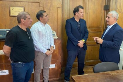 Defensa del consumidor y logística portuaria, ejes de las reuniones de Acuerdo Vecinal con funcionarios de CABA | FM Avenida