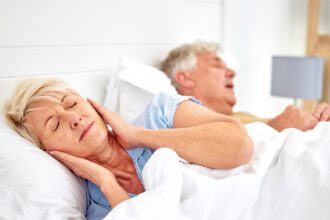 Divorcio por ronquidos: camas separadas para dormir bien | FM Avenida