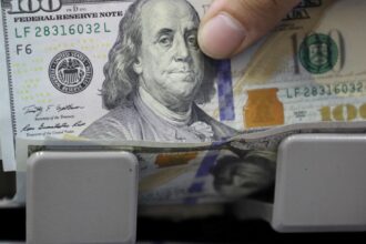 Dólar blue hoy: a cuánto cotiza este domingo 01 de febrero | FM Avenida