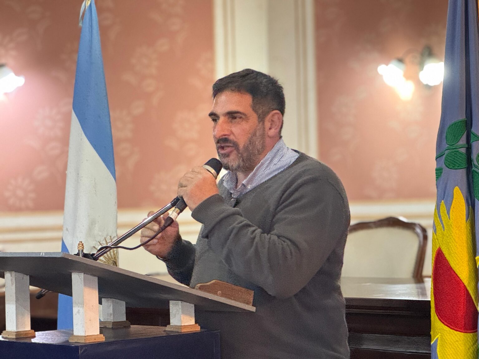 El Concejo Deliberante analizará este lunes qué medidas tomará por la denuncia contra Mauro De Rosa | FM Avenida