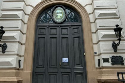 El Gobierno de Salazar y los concejales que le responden se sumaron al paro general contra la reforma laboral | FM Avenida