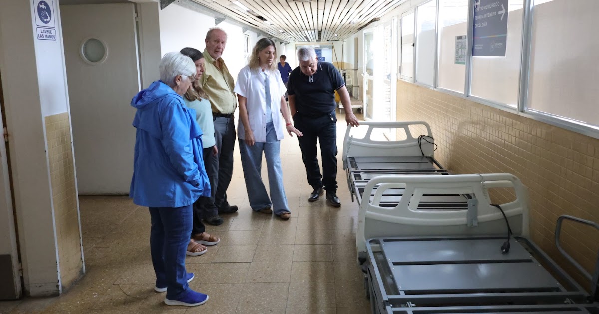 El Hospital recibió una donación de 20 camas eléctricas de alta complejidad | FM Avenida