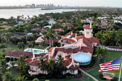 El Servicio Secreto mató a un hombre que entró con una escopeta y un bidón de nafta a Mar-a-Lago, la residencia de verano de Donald Trump | FM Avenida