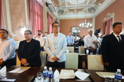 El bloque Acuerdo Vecinal pidió una "licencia preventiva" para el concejal Mauro De Rosa | FM Avenida