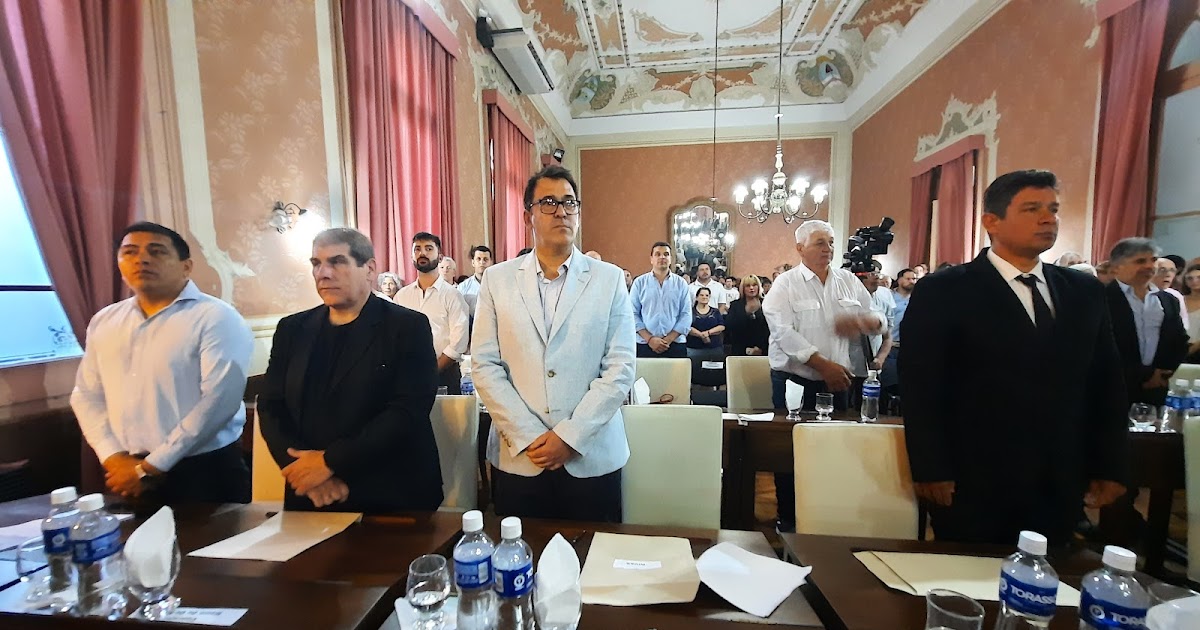 El bloque Acuerdo Vecinal pidió una "licencia preventiva" para el concejal Mauro De Rosa | FM Avenida