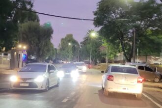 Feriados extralargos: una tendencia que contribuye a la reactivación de la economía local | FM Avenida