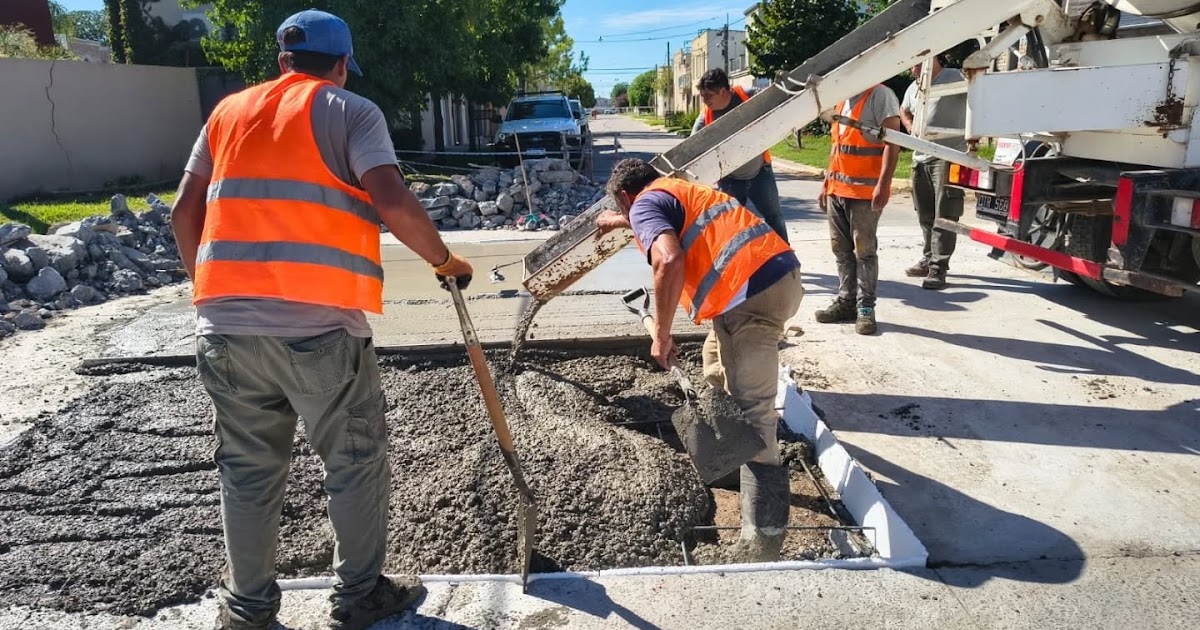 Finalizaron las obras de reparación con hormigón en la intersección de Oliveira Cézar y Maestro Reina | FM Avenida