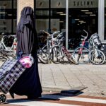 Fracasó el proyecto para prohibir la burka y el niqab en España, pero el oficialismo no le cerró la puerta al debate | FM Avenida