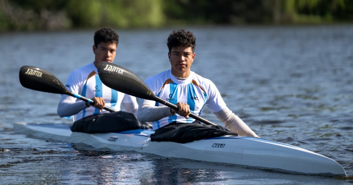 Gonzalo y Lorenzo Sosa Velásquez en la concentración nacional de canotaje juvenil | FM Avenida