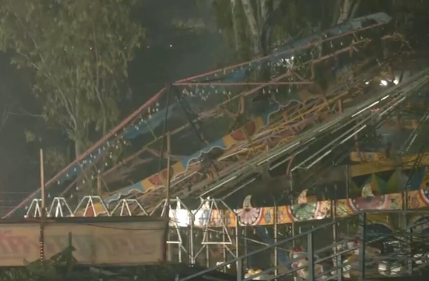 Impactante video: un muerto y nueve heridos luego de que se desplomara un juego en una feria en India | FM Avenida