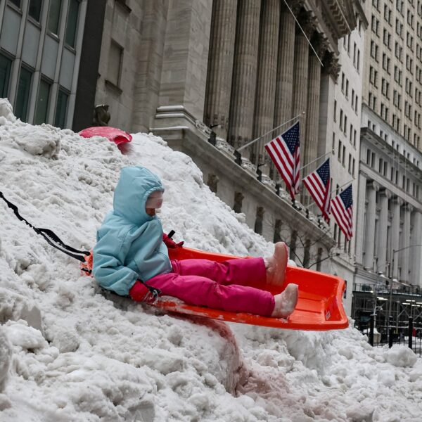 Imponen toque de queda en Nueva York ante la llegada de una violenta tormenta | FM Avenida