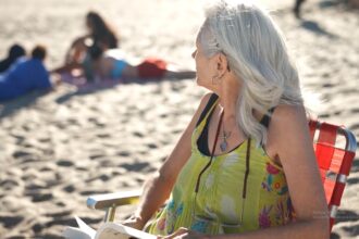 Inédita campaña en la Provincia para madres biológicas que no criaron a sus hijos y hoy son buscadas | FM Avenida
