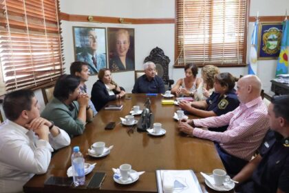 Inseguridad: reunión entre autoridades municipales, judiciales y policiales por la prevención del delito | FM Avenida