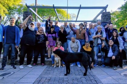 Jubilados se movilizan en Plaza Belgrano contra la reforma laboral y el uso de fondos de ANSES | FM Avenida