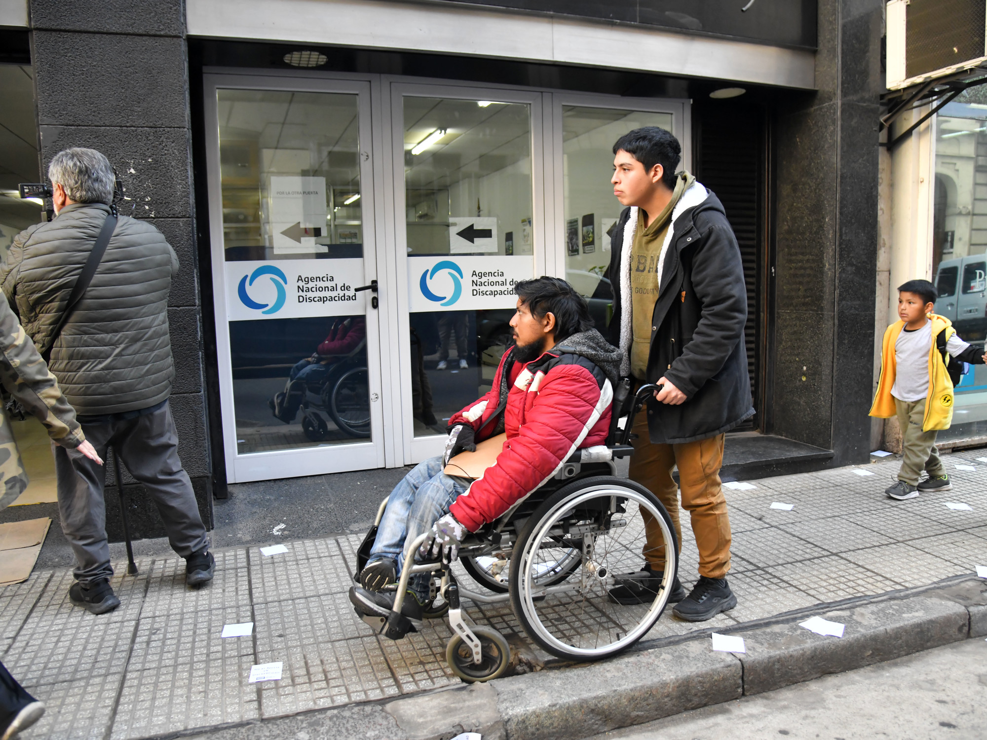 La justicia revocó el fallo que ordenó restituir las pensiones por discapacidad laboral | FM Avenida