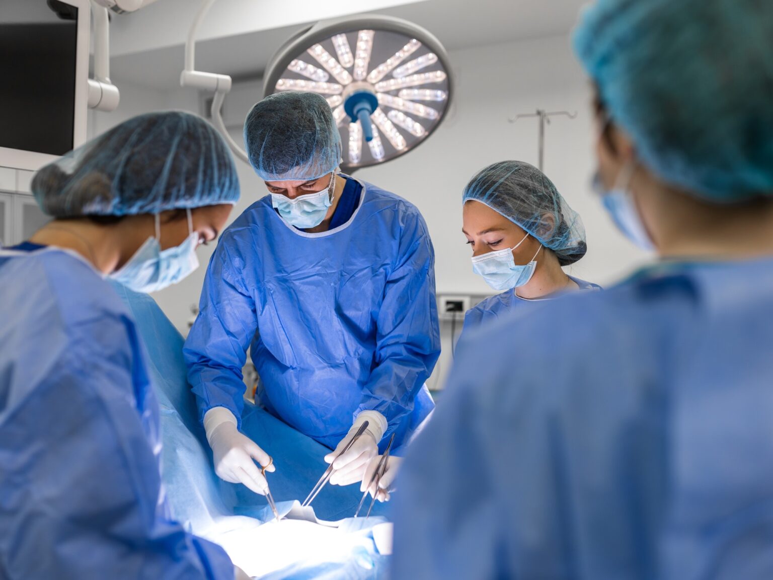 Le trasplantaron un corazón que no funcionaba a un bebé de 2 años y ahora lucha por su vida: "Esperamos un milagro" | FM Avenida