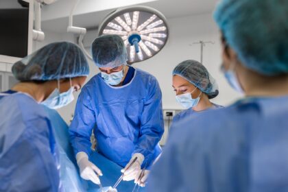 Le trasplantaron un corazón que no funcionaba a un bebé de 2 años y ahora lucha por su vida: "Esperamos un milagro" | FM Avenida