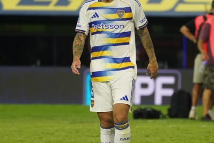 Leandro Paredes, descartado para jugar ante Racing: el capitán de Boca tiene una lesión en el tobillo y le recomendaron "parar" | FM Avenida