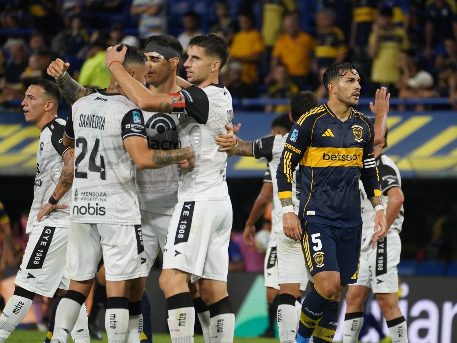 Los puntajes de Clarín de la fecha 8 del Torneo Apertura 2026 de la Liga Profesional de Fútbol | FM Avenida