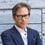 Massimo Recalcati, psicoanalista: “Un hombre feliz no es el que lo tiene todo, sino el que sabe desear lo que importa” | FM Avenida