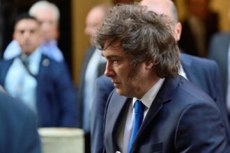 Milei acelera cambios irreversibles en la economía | FM Avenida